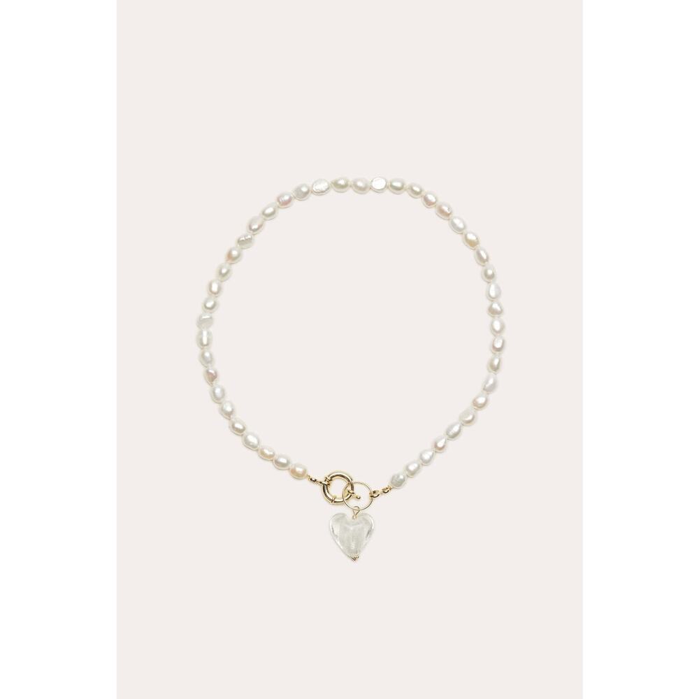 Petit Moments Pearl Necklace with Heart Pendant